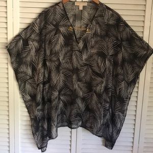 Michael Kors Black Top white stripes-hints of Gold